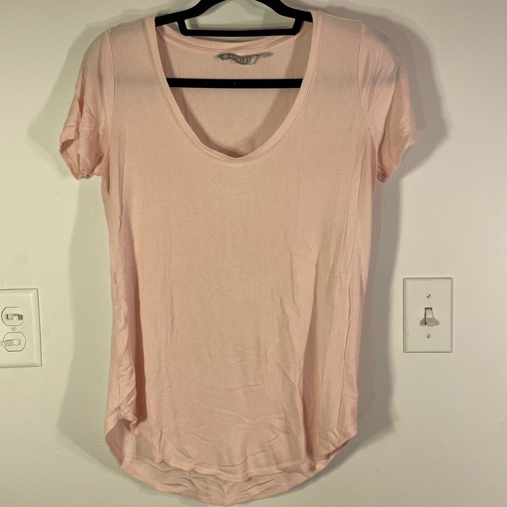 Athleta v neck t-shirt!